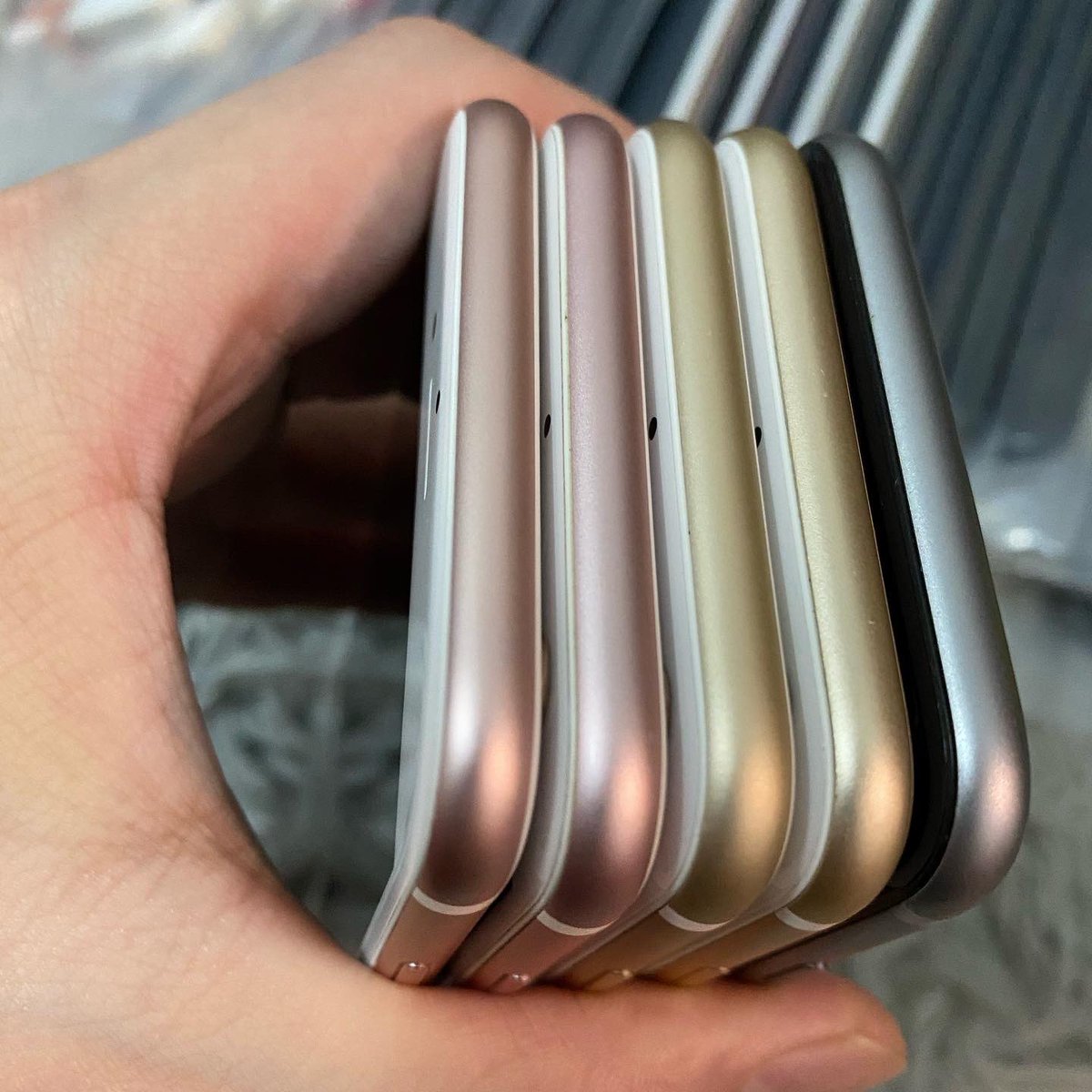 bossminn's tweet photo. #vipendor #iphone #apple
We sell all the original for iPhone
🔥iPhone 5s 32gb-💰$69.43
🔥iphone 5s 64gb-💰$75.61
🔥iphone 6 64gb-💰$101.84 
🔥iphone 6s 64gb-💰$128.07
🔥iphone 6splus 64gb-💰$177.44
🔥iphone 7 128g-💰$162.01
🔥iphone 7 plus 128gb-💰$246.88
WhatsApp: +8617688993434 https://t.co/cxzFvGmkVj