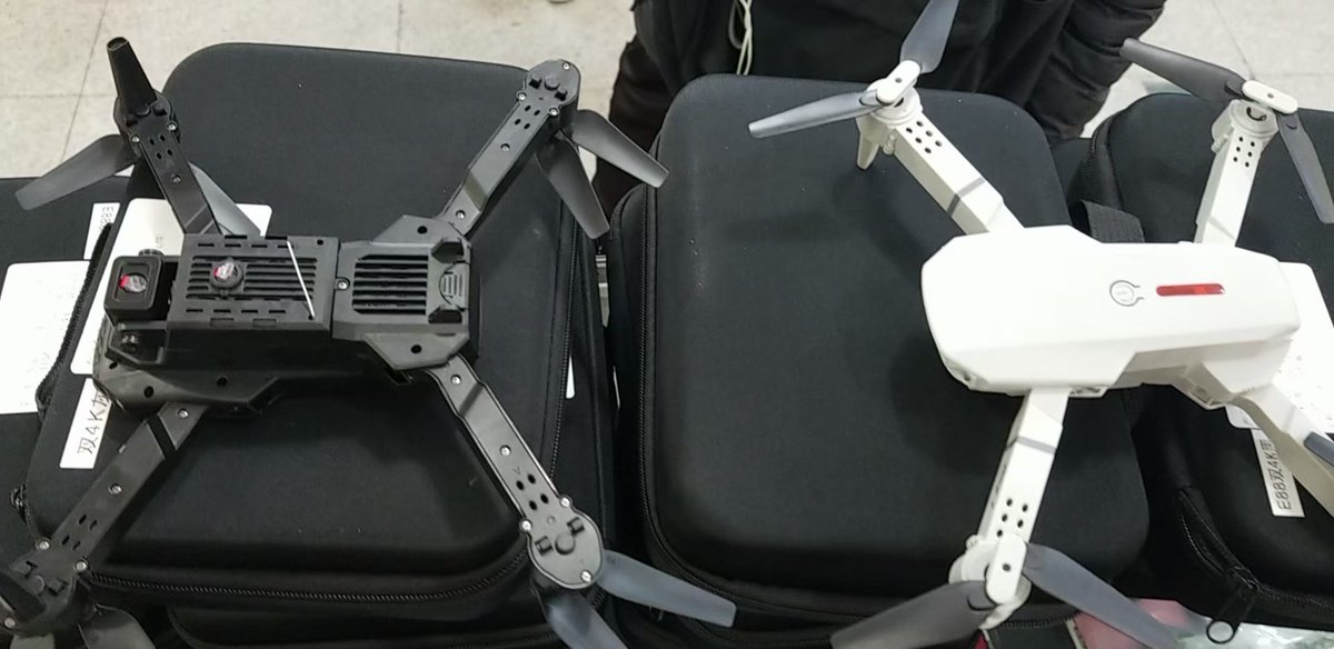 bossminn's tweet photo. #drone
The new E88 drone is equipped with WIFI FPV, wide-angle high-definition 4K 1080P camera height to maintain RC Quadcopter folding drone gift toy, event price $30.09 (excluding shipping)
Welcome to consult and order, please contact me!
WhatsApp number: +8617688993434 https://t.co/bSObZb5Glr