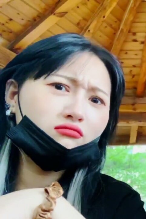 siyeon being round: a messy thread