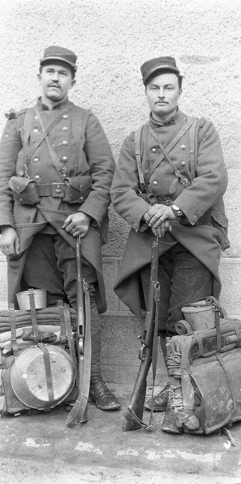 15 August 1915‘To the Second Army Dr;Press reports indicate that the French are investigating the production of a steel helmet for head protection against grenade fragments & secondarily against shrapnel. Standard rifle bullets will penetrate the helmet.  #Stahlhelm1)