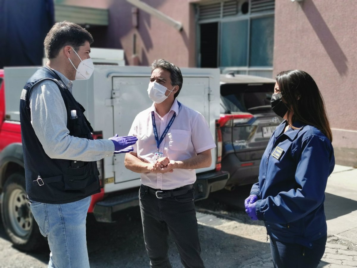 FUNCIONARIOS DE UCI DEL HOSPITAL DE CURICÓ RECIBIERON SEGUNDA DOSIS CONTRA EL COVID-19

Los 155 funcionarios, fueron inoculados con la segunda dosis de Laboratorio Pfizer.