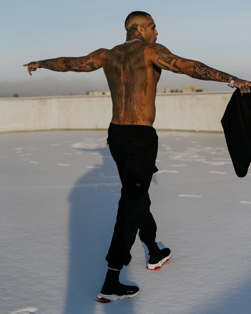 BadBoyzAngel's tweet image. It's your tattooed bad boy birthday. Out here in the City of Angels with @DemonModeIn321 doing our first Bad Boyz photoshoot on my bday.

@MWEfed 
@CWFUniversal