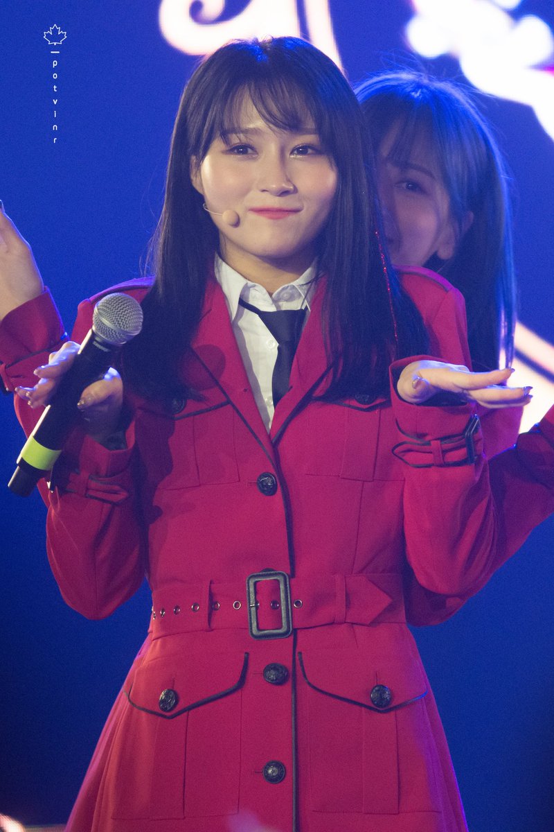 siyeon being round: a messy thread