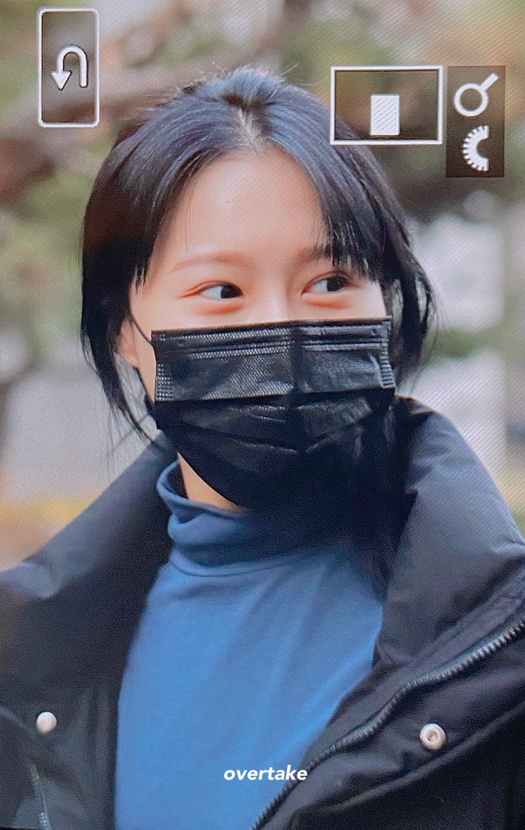 siyeon being round: a messy thread