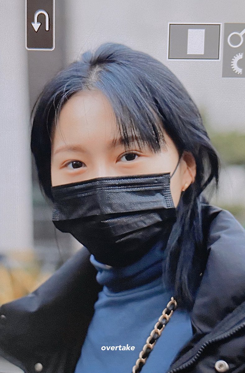 siyeon being round: a messy thread