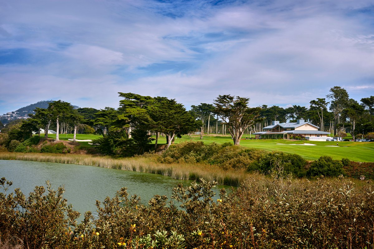 Where are you aiming off the tee? 

#18 at TPC Harding Park plays 480 yards with an exciting tee shot over Lake Merced that needs to carry 210 to the right of the tree &amp; 260+ to the left. 

#PGAChamp