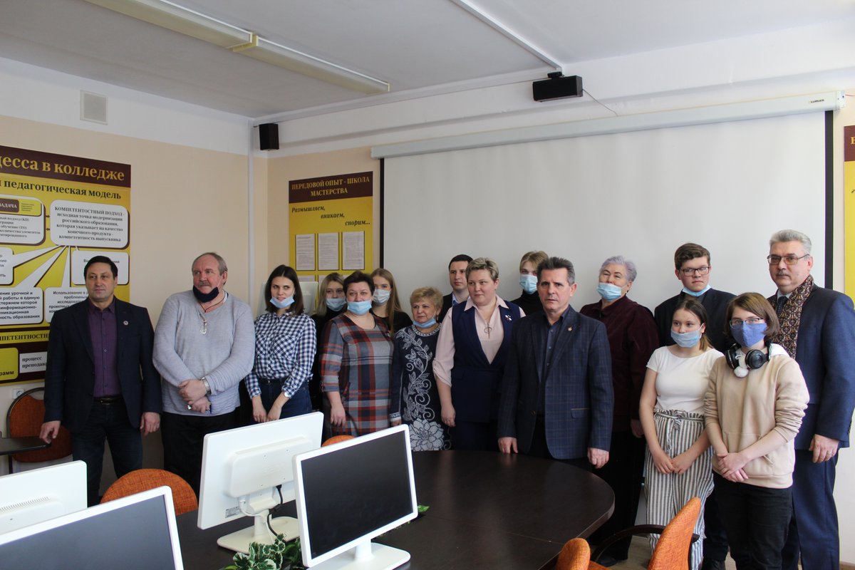 25 января 2021 года, на базе ГБПОУ МО «Сергиево-Посадский аграрный колледж» состоялось Торжественное Открытие 2 этапа VII Открытого регионального чемпионата «Молодые профессионалы» (WorldSkills Russia) vakzo.ru/index.php/glav…
#СергиевПосад #СПАК #СтудентСПАК