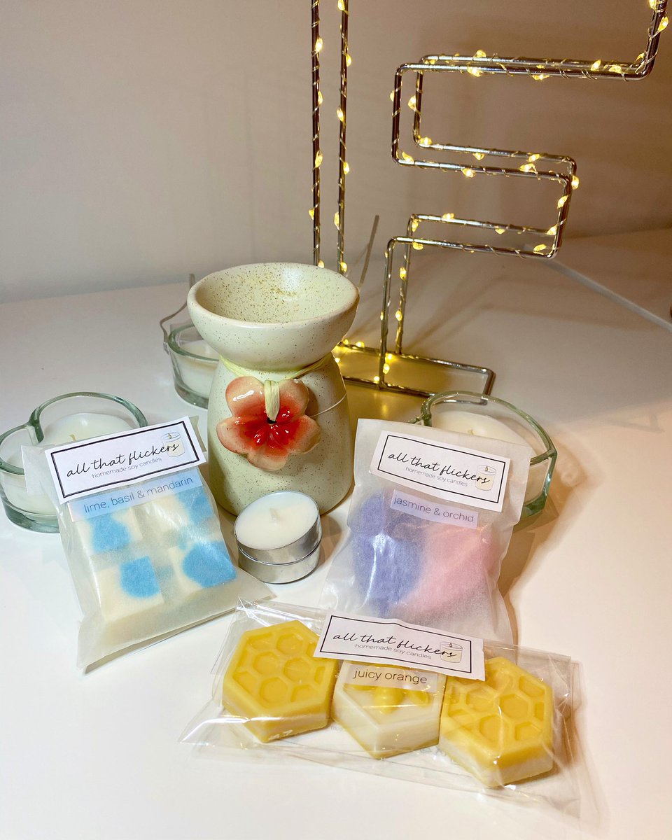 chanel_alethea's tweet photo. I started a wax melt and candle business over the past few months and I'm absolutely loving it! Available in a variety of scents, made from soy wax &amp; everything is vegan and cruelty free! Give us a follow on insta https://t.co/ac4lBDmFyi 🤍💙🤍💙 https://t.co/9RODhLDxCm