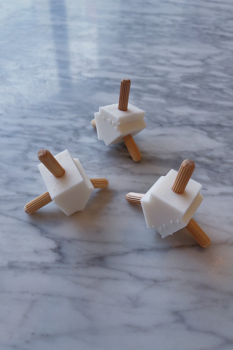 rezaali's tweet photo. A couple 3D printed connectors for my first #furniture #design project, straight off the printer with supports removed... needs some sanding, but the dowels press fit perfectly! #3Dprinting #industrialdesign #designedbycode #flatpacked #productdesign #design @formlabs #3Dprinted https://t.co/bJxUrnTtng