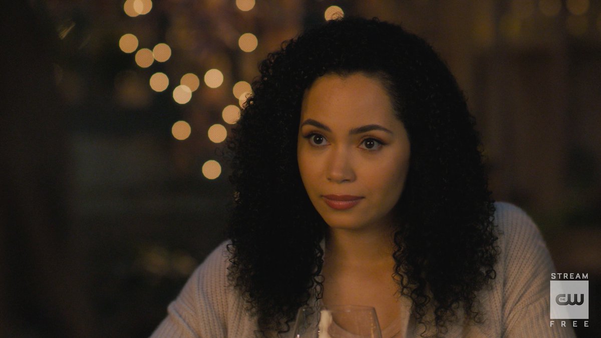 MADELEINE MANTOCK Esmn3vJVoAY5YTQ?format=jpg&name=medium