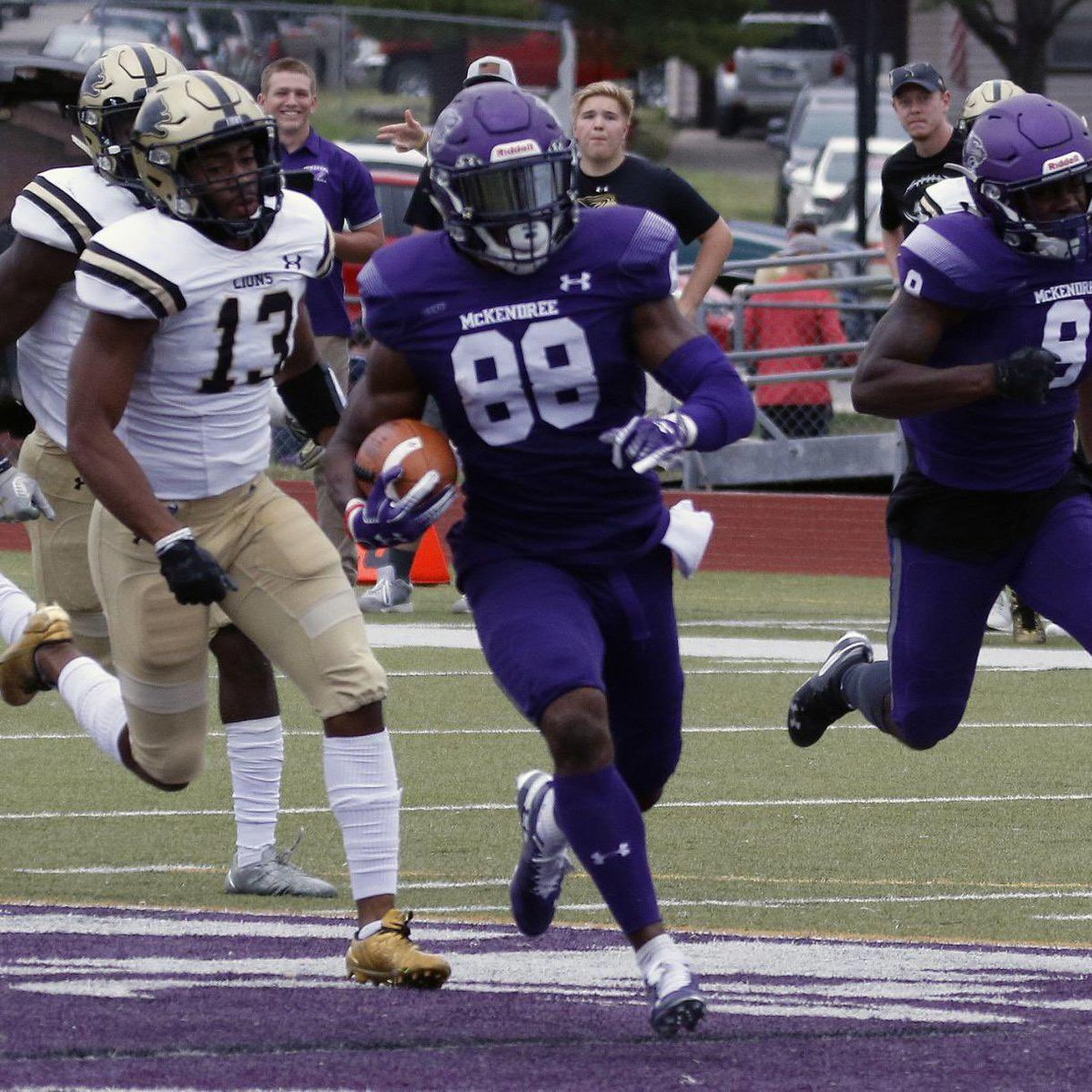 Majad_Alzuwaini's tweet photo. Extremely thankful to have received an offer from McKendree University!!🟣⚪️ https://t.co/x4WhRPJW5N