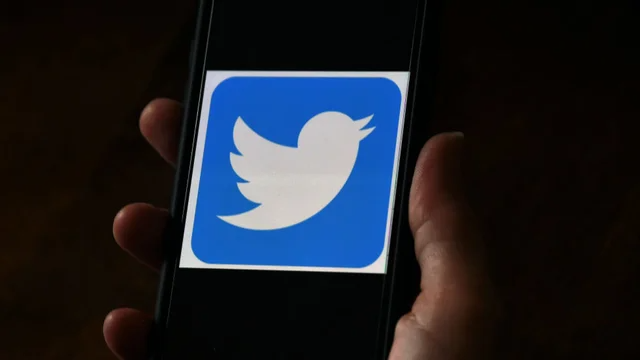 "Cancel culture comes for the moderates" via @TheHillOpinion https://t.co/E40pjTj7Kb https://t.co/I1vMqAHLpi
