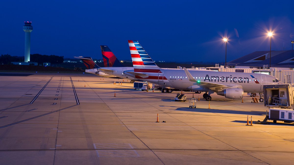 You have 6 days left to vote for <a href="/FlyHSV/">Huntsville International Airport</a> on the <a href="/USATODAY/">USA TODAY</a> 10Best Small Airport list. Make it count!  

Details ➡️ bit.ly/3pk9XZw.