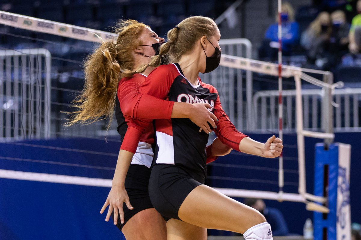 NCAA Women's Volleyball tweet media