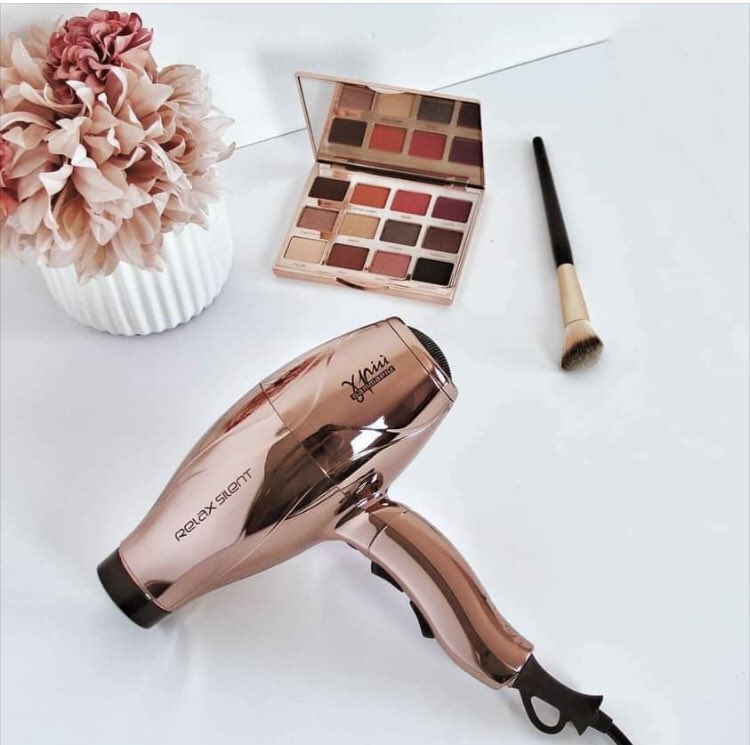 Stile ed eleganza tutti i giorni.
💎 Questo è #relaxsilentlight Luxury Edition nella versione Gold Rose 🎀 
Scoprilo 👉🏻 gammapiu.it/it/prodotti/pr…