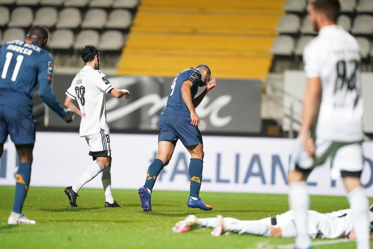 Porto Beat Sporting Farense