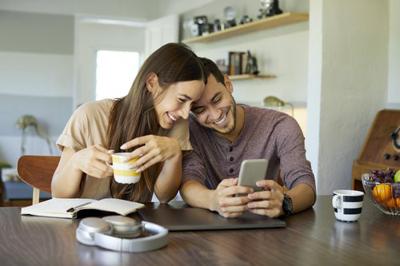 FrontFootWealth's tweet photo. Melissa and Joe, a millennial couple living in Vaughan, have moved onto a new stage of their life after recently giving birth to their second child. https://t.co/Wk3j8uAvg4 https://t.co/IXFt6UEl9W