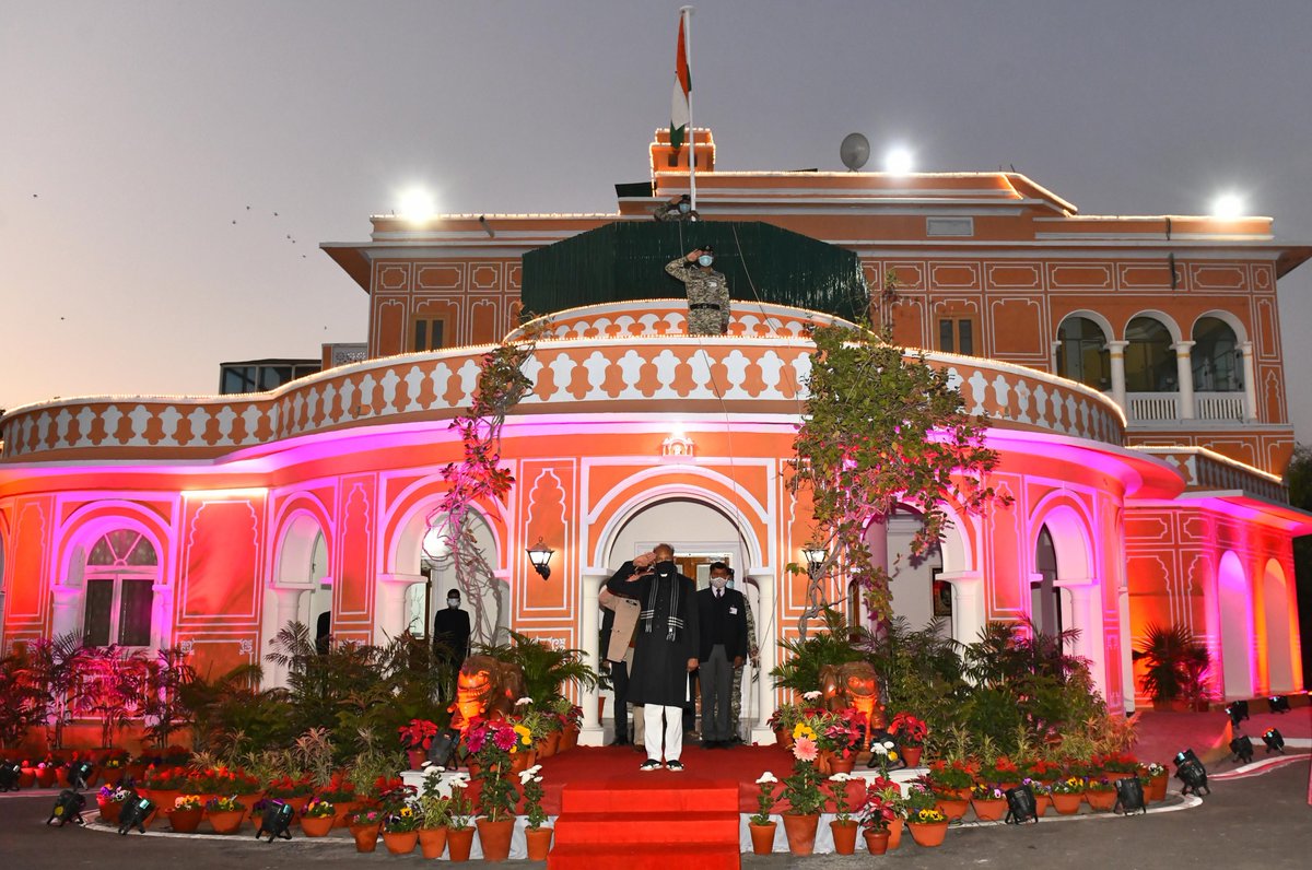 ashokgehlot51's tweet photo. Hoisted the National Flag on #72ndRepublicDay at residence in Jaipur. https://t.co/17rw0mqLXD