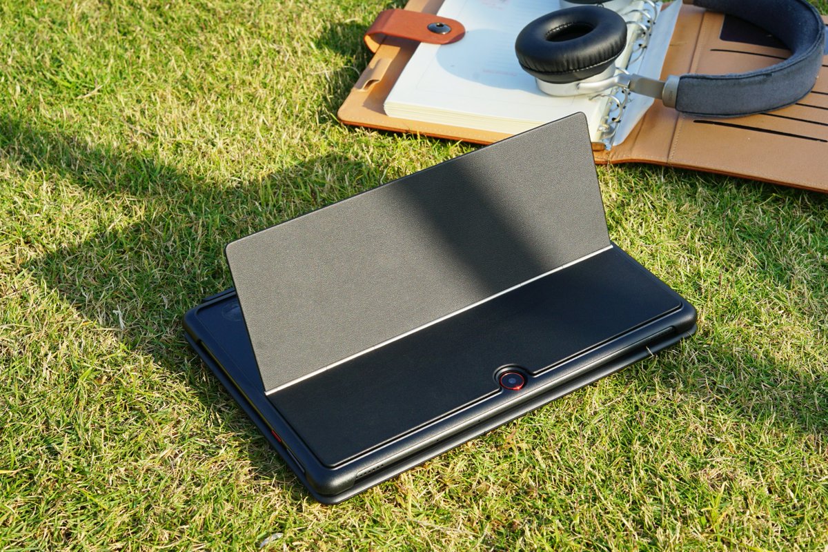 chuwidotcom's tweet photo. #Surpad is the best learning companion for students of all ages, with a thoughtful design and an 8000mAh battery.
Learning will be the easiest part of every day.
Get yours at $249 only: https://t.co/EdKjtLYp4z https://t.co/p3306ghdTY