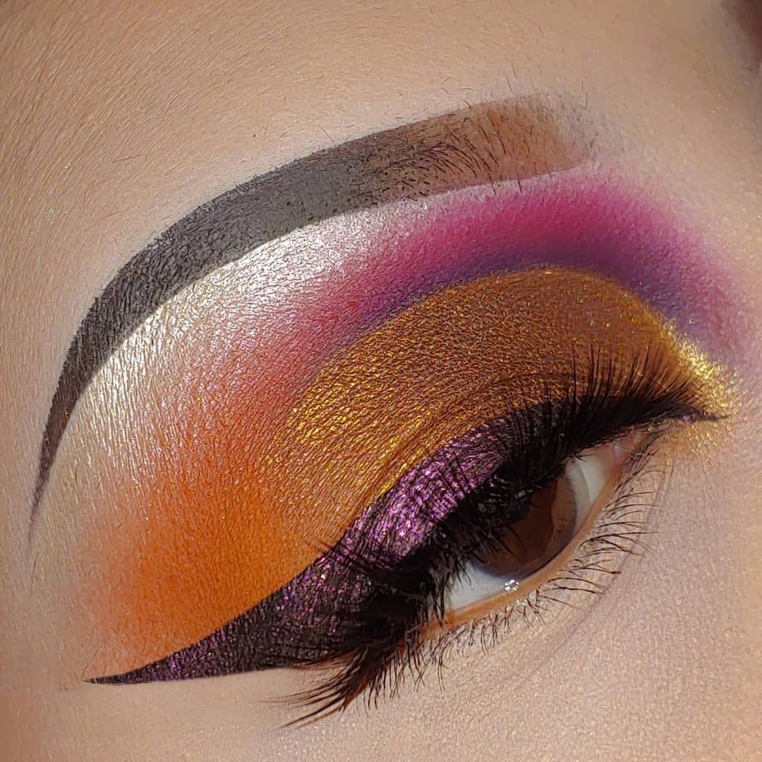 mbacosmetics's tweet photo. ▶️Our Aged Gold and Milk Chocolate Pigments and our Jelly Eyeshadow in Bad Attitude(over black liner) were used in this look by @brianajazmine
#mbacosmeticseyeshadows
 #jellyeyeshadow #indiemakeuplover
#indiecosmetics #MBACosmetics https://t.co/JaUc8Fsa9i