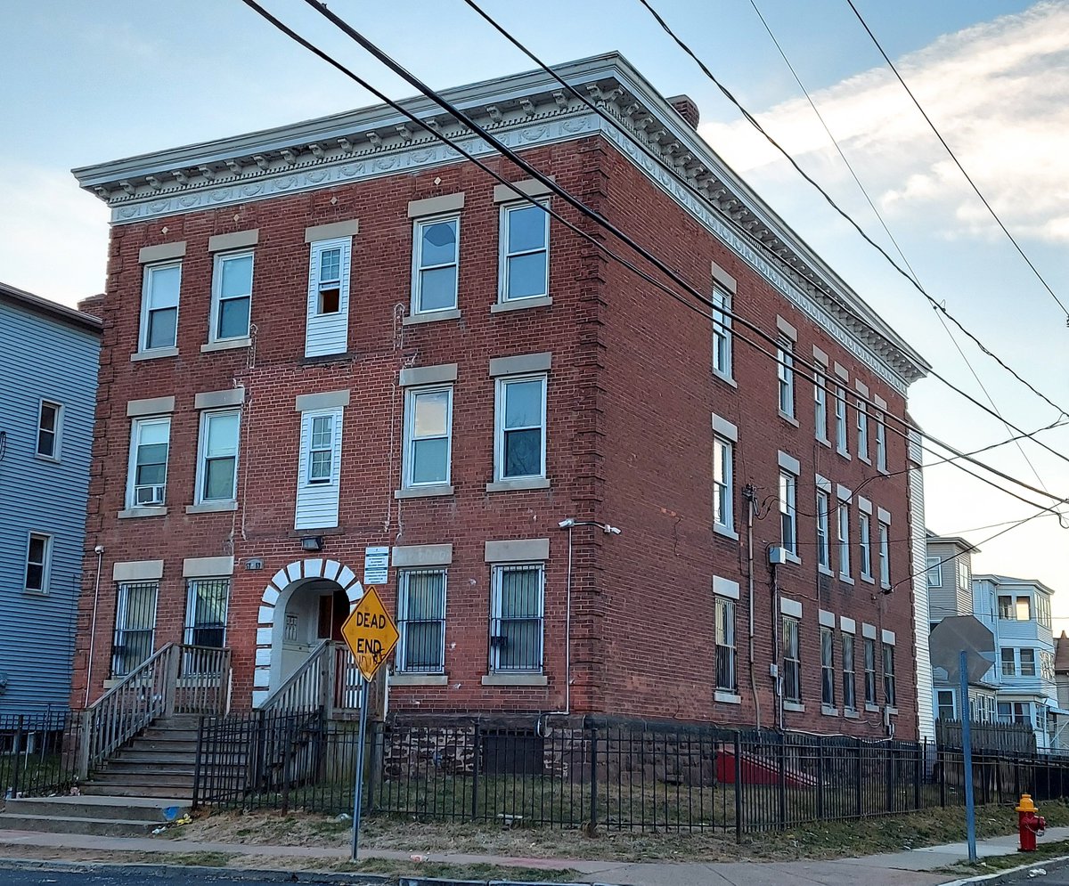 Of course, there are Perfect Sixes as well. If you look closely, you could see on the brickwork where the porches were originally attached to the building face.