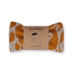 herbyjacks's tweet photo. A Love For Linen https://t.co/FGlenklWNC

Natural remedies, traditional craftsmanship and a passion for linen is at the heart of Blästa Henriët, founded by Swedish native Lo Blästa in 2017. 
#shop #online #relax #unwind #wheat #pillows #linen #aches #pains #ambleside #cumbria https://t.co/qjoutc0OHN