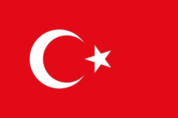Avcıya bugün kulaklarını
Kapatanlar O sandık bu
Avcının önüne gelecek 
H.D.P nin teklifine evet diyenler
Avcının ne kadar vatanına
Bağlı olduğunu O zaman görecekler.