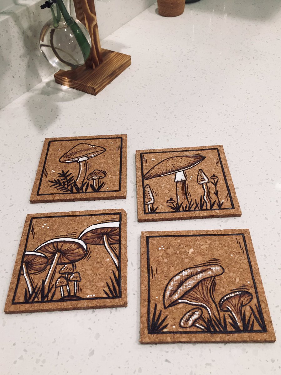 artbykmf_'s tweet photo. Mushroom cork sets 🍄🌿 https://t.co/PnWiknJB42