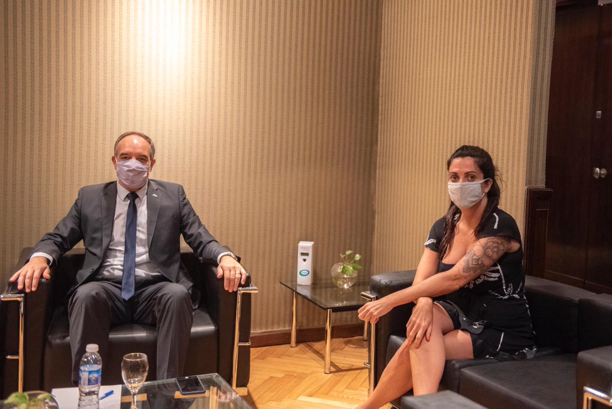luanavolnovich's tweet photo. Con @martindonate conversamos sobre las necesidades de las jubiladas y los jubilados de Río Negro. Que PAMI haya saldado deudas de la gestión anterior con 20 centros de salud representa una mejora en la calidad de atención de nuestras personas afiliadas. 

#PAMIfederal 🇦🇷 https://t.co/FuvIEsuxEG