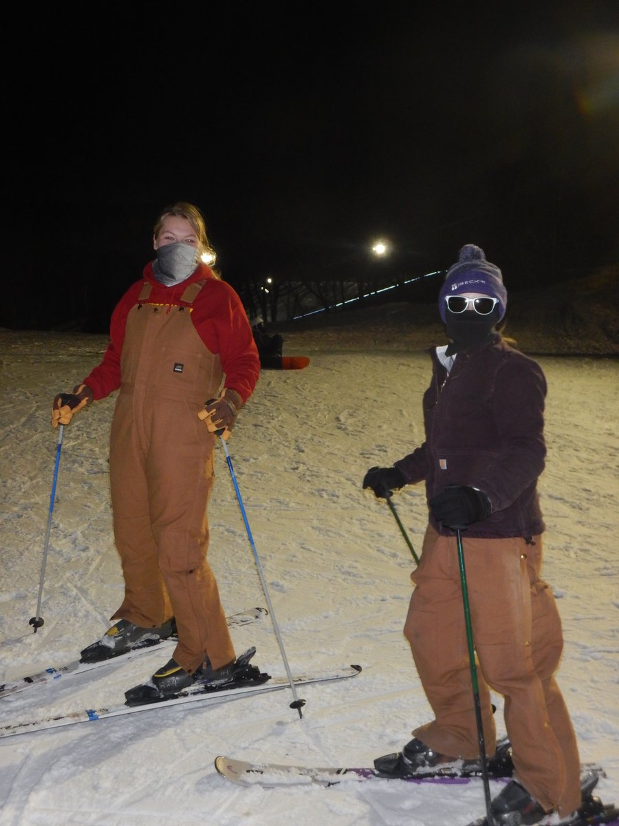 mocor2ffa's tweet photo. MoCo FFA had a great time on the annual Ski Trip this weekend. https://t.co/sHCoAGx4b6