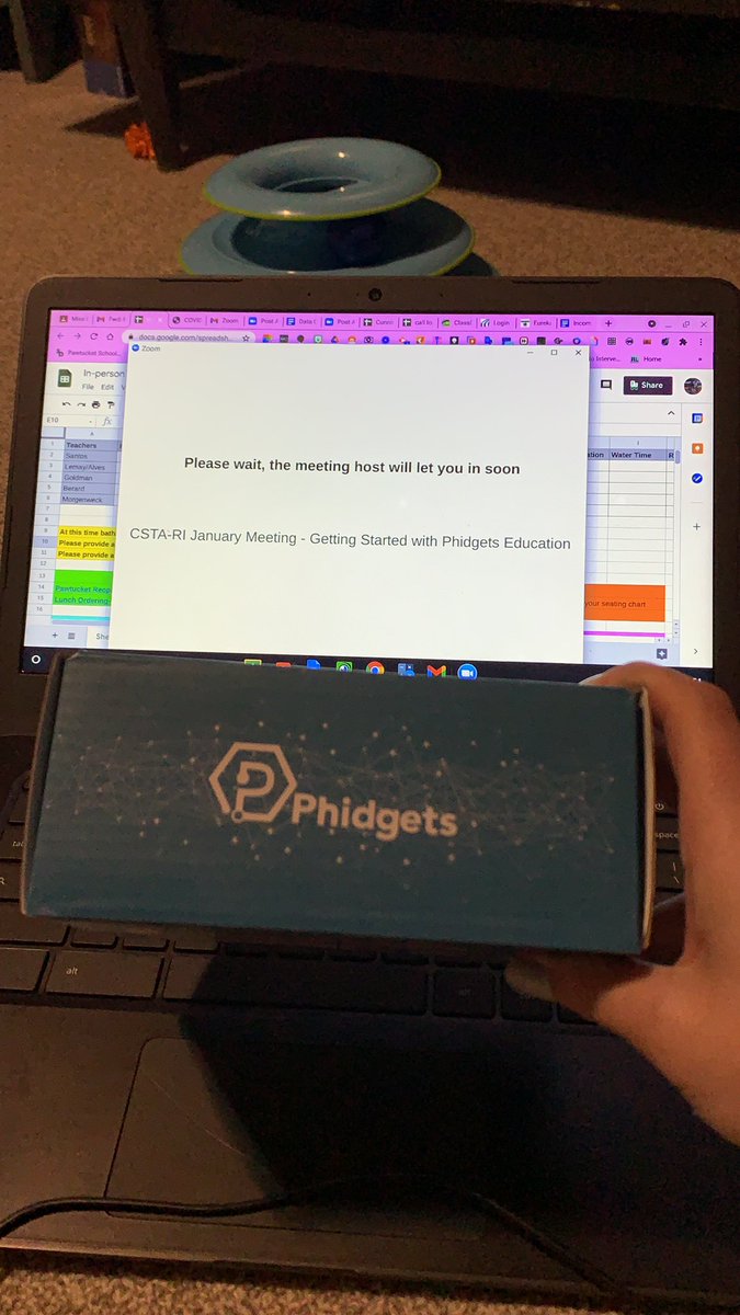 missgoldman19's tweet photo. Getting ready for last PD of the day from CSTA-RI to learn about Phidgets! @csteachersorg @PhidgetsEdu @PhidgetsInc @PSDRI_Schools @PawtucketSchool @PawtSchlsonRIse @PawSchoolsCIA @CunninghamSTARS #professionaldevelopment #phidgets #professionaldevelopmentday #learning https://t.co/F7rEeedvQD
