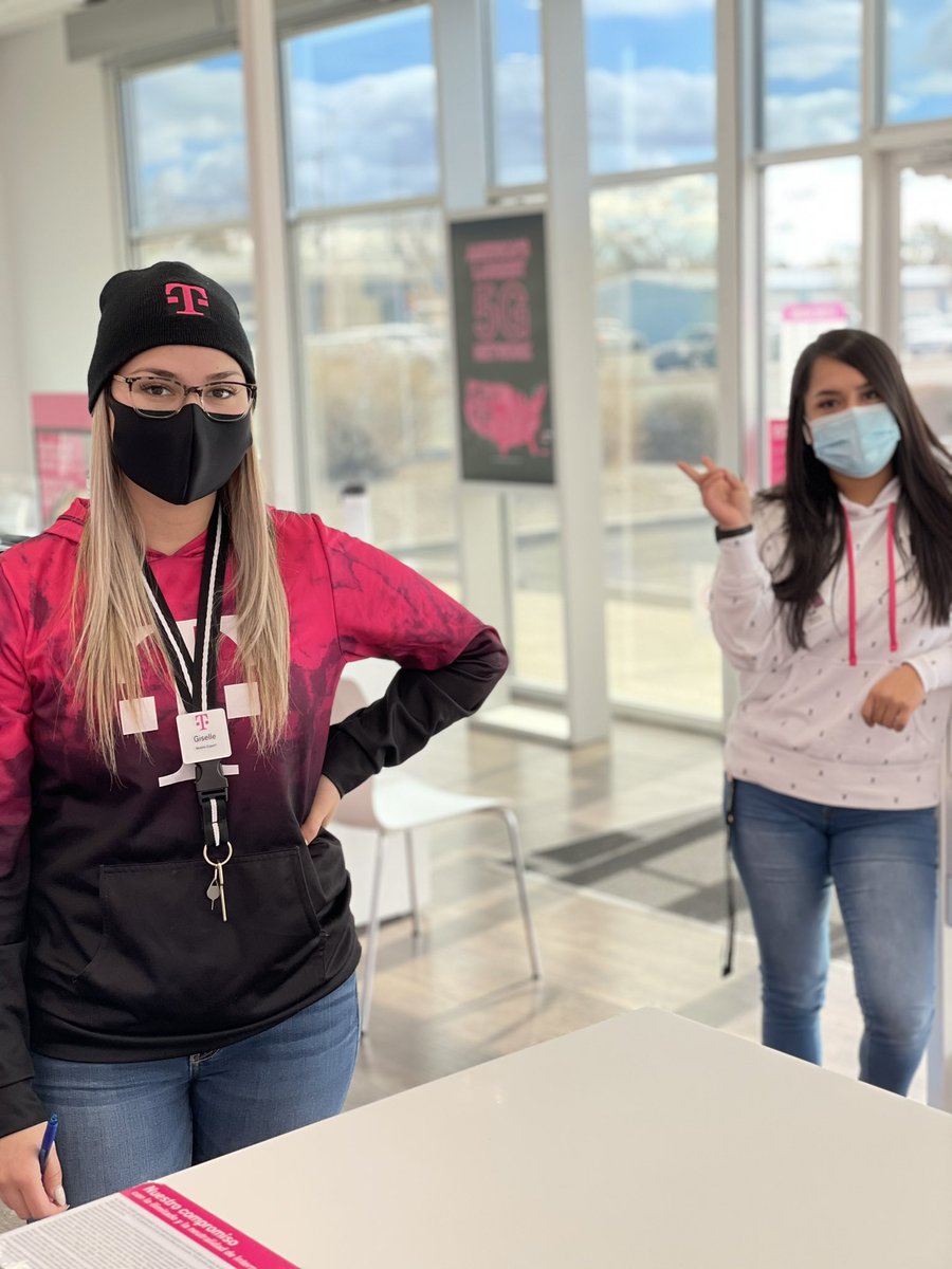 kskashuba's tweet photo. Rocking the Life at 9302 #HVLife  #Magenta #Dedication #winning @ScottMcCarthyAZ @Marc_Marquez23 https://t.co/93H0Q83XcT