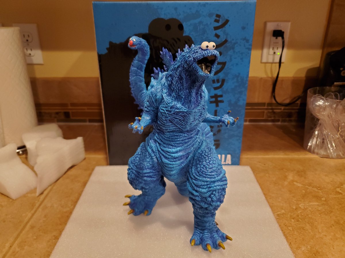 DN_3092's tweet photo. @GabrielxMarquez @BottleneckNYC man thank you so much, it's so awesome! My 2yo thought cookiezilla was amazing as well! 

Any chance we will see an Elmo Kong? https://t.co/NaL4IYaHyV