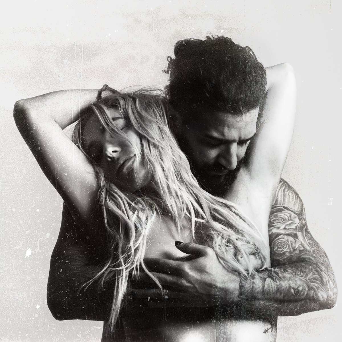 _AlexanderJean_'s tweet photo. VULNERABLE // This Friday 29/1/21 

Available On ALL Streaming/Download Services ✨

Pre-Save LINK > https://t.co/htKLjb178o https://t.co/aYk5bXoT8u