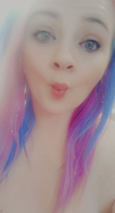 Wethome69’s pics and videos