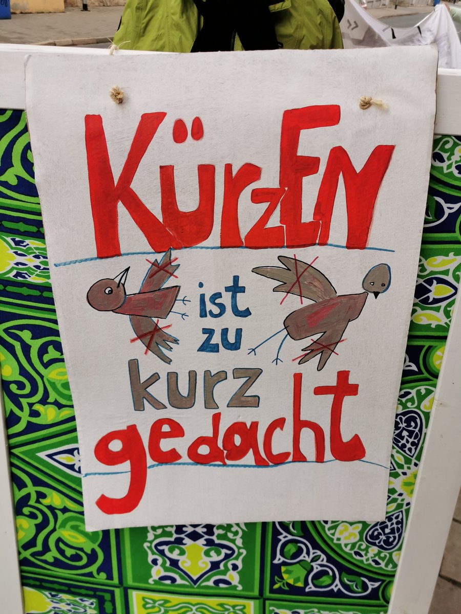 BuendnisStadt's tweet photo. Gemeinwohl verlangt kulturelle Vielfalt und Teilhabe. Kulturelle Einrichtungen und Projekte müssen erhalten bleiben. Mehr: https://t.co/yTcRgfORya @jenalichtstadt @JenaerTweets https://t.co/8aT3T2KDDW