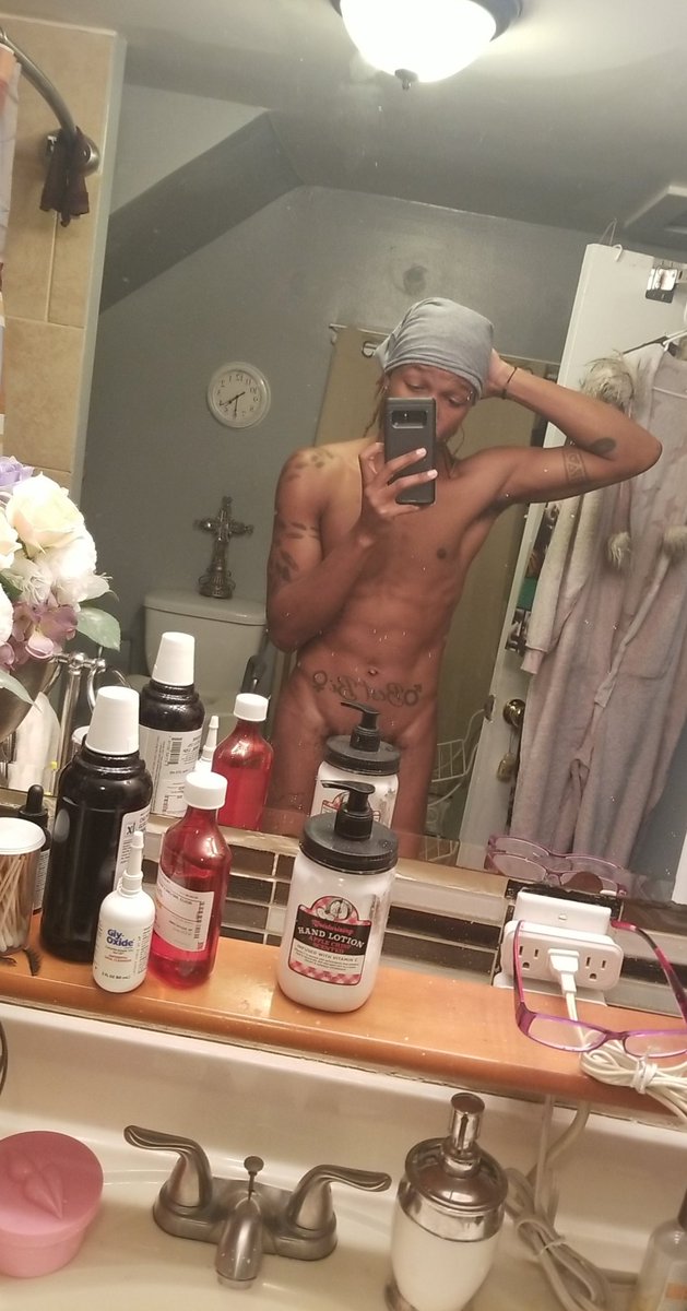 shadowkyu50's tweet photo. Hit my #onlyfans to see alot Moreππππ¦ https://t.co/jd6XH5MZ1d #Daddy #bbc #bigdickdreadhead #dreadhead #nudist #exhibitionist #bbc #Finemen #blackmale #bisexual #Tatted #abs #toned #aesthetic #athletic #muscular #tagafriend #hmu https://t.co/IZTJl0BQTQ