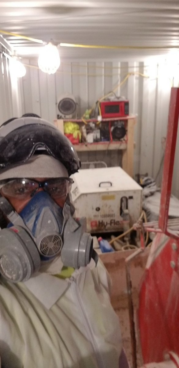 PhillyNEFL's tweet image. 2nd shift setup. Spraying at CHOP southwest type 5MD #construction #fireproofing #stackwitnatshow #constructionworker