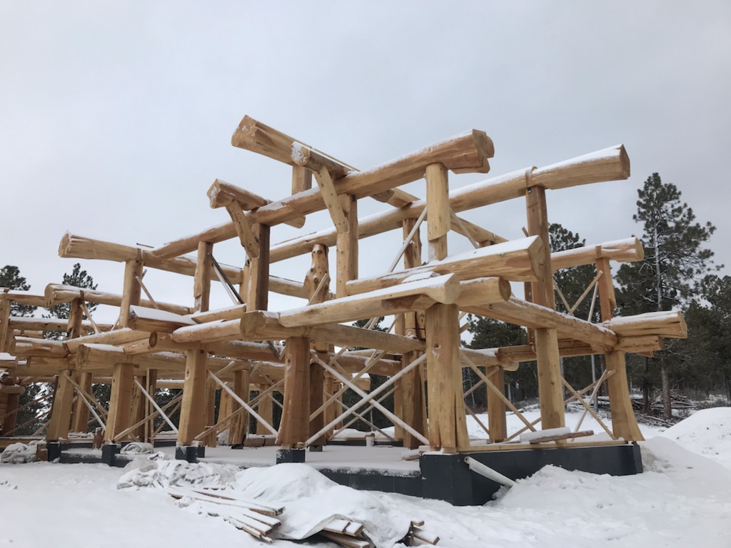 tk_martin82's tweet photo. Another setup for the history books, Al and I had a great time working on this house in Colorado! @PioneerLogHomes 

#finestloghomesonearth #colorado https://t.co/1B8KGOhwoQ
