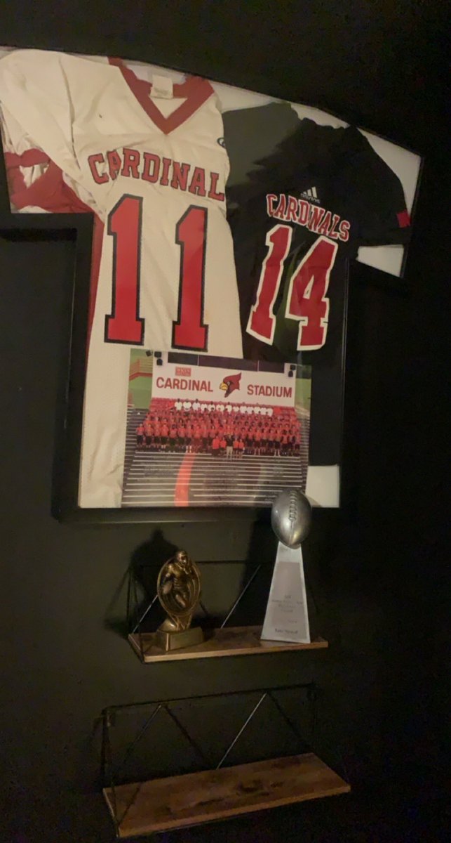 My goals for this season: Help my team win state. All state wide out. Most receiving yards in GRC history. 11 catches in a game. Offensive MVP. Mr. outstanding. Go D1. I will come back and check off the list as I go⚡️