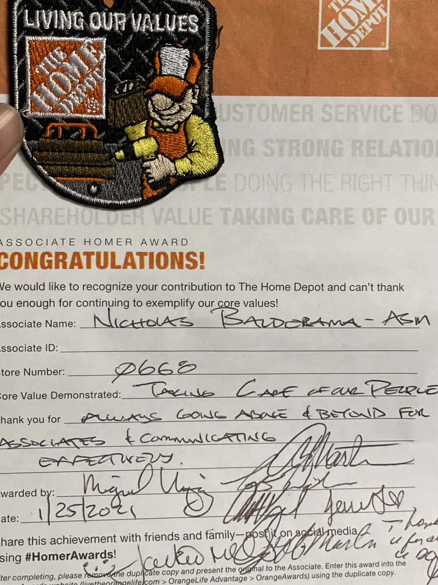 Before I end this day wanted to say but thank you to my family at THE GREAT 668! Got recognized by our supervisor family today and beyond humbled and grateful. Thank you from the bottom of my heart. Means a lot ❤️🤓 #THEGREAT668