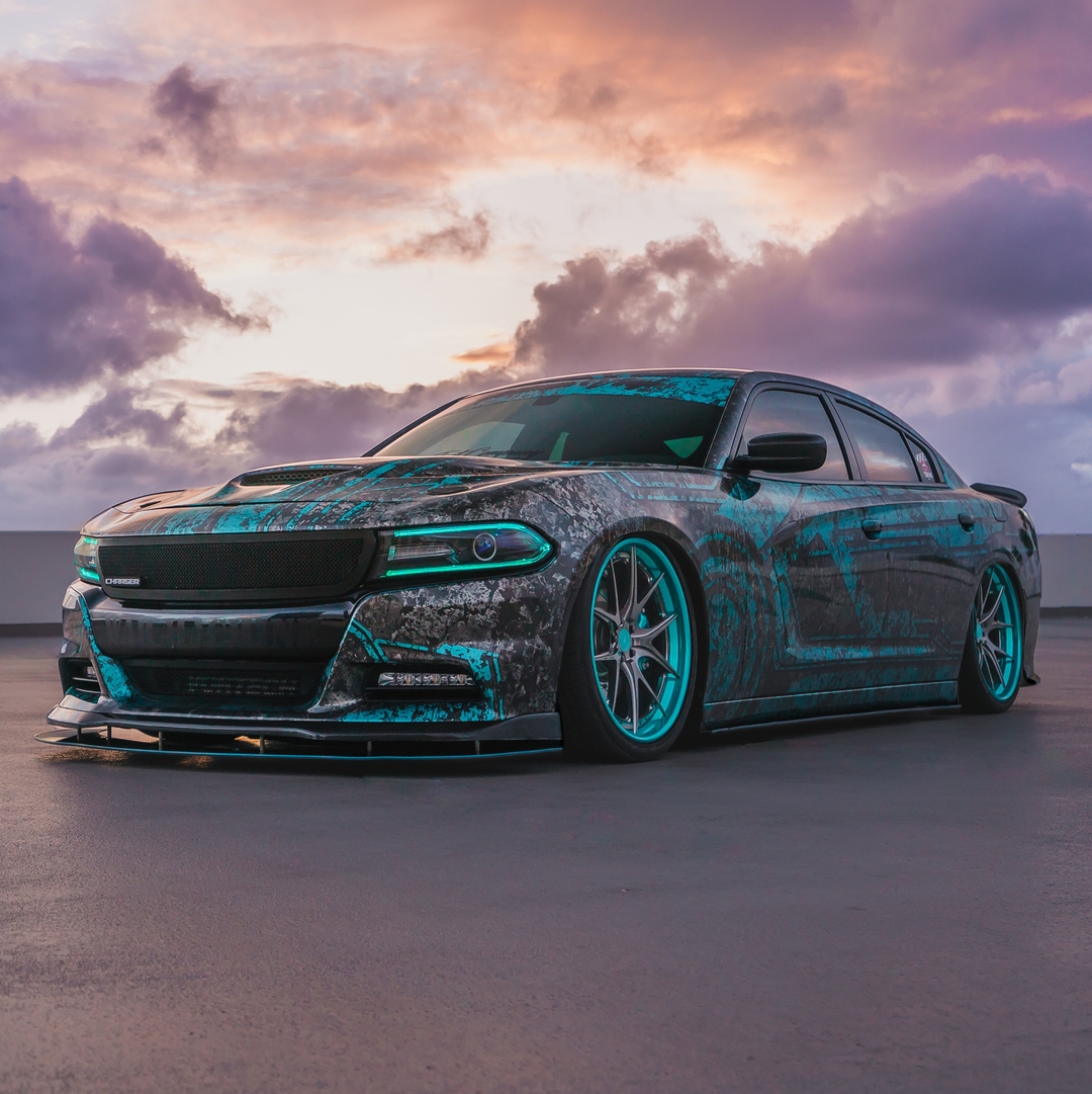 NittoTire's tweet photo. Bagged, boosted, #INVOs up front, and #NT555G2's in the rear. Our #NittoPitCrew feature of the day was almost too easy to choose. https://t.co/6Dv1s7mKGn