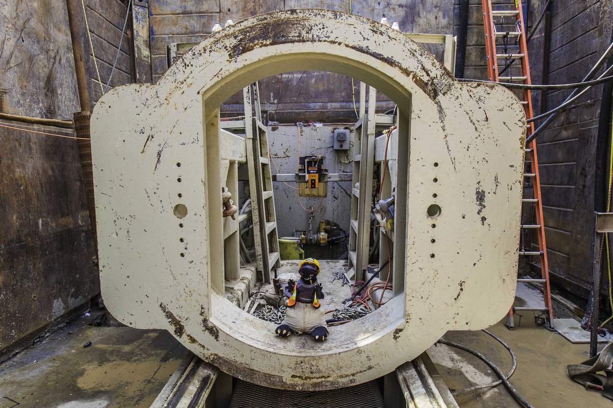 btrenchlessco's tweet photo. @TrenchlessMorty says, "Let’s do some tunneling!" 🐀
#MortyMondays #MortyTheTunnelRat #MortyAtWork #GoMortyGo #Microtunnel #MTBM #AkkMTBM #Akkerman #BoringMachine #TrenchlessTechnology #NASTTAnnualEducationFund #BTrenchless #BuildingInfrastructureForABetterLife https://t.co/kIksZsmJ7c