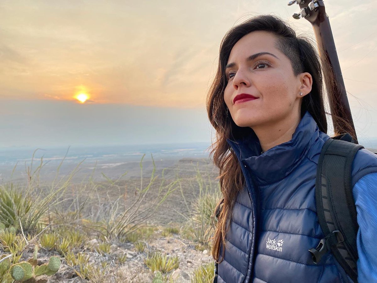 Carla Riojas (@carlariojas) on Twitter photo Looking at 2021 like...
Outfit by <a href="/jackwolfskin/">Jack Wolfskin</a> #jackwolfskin #jackwolfskinna #jackwolfskinambassador Looking at 2021 like...
Outfit by <a href="/jackwolfskin/">Jack Wolfskin</a> #jackwolfskin #jackwolfskinna #jackwolfskinambassador