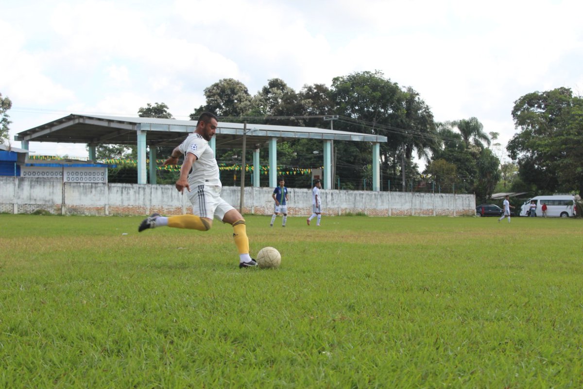 MayaRod59938002's tweet photo. El Movimiento Antorchista desde su fundación, ha inculcado e impulsado la práctica del deporte en las poblaciones, escuelas y comunidades en las que hace trabajo organizativo.
#JuntosPorGrandesCambios
@JanethGCOficial https://t.co/mjPhDoulY5