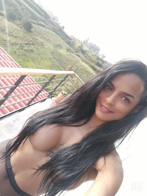 Hello My love 😍 beautiful landscape😏 https://t.co/2edWorbmC1<a href="/tag/nuevafotodeperfil"class="tags"><span>#nuevafotodeperfil</span></a>