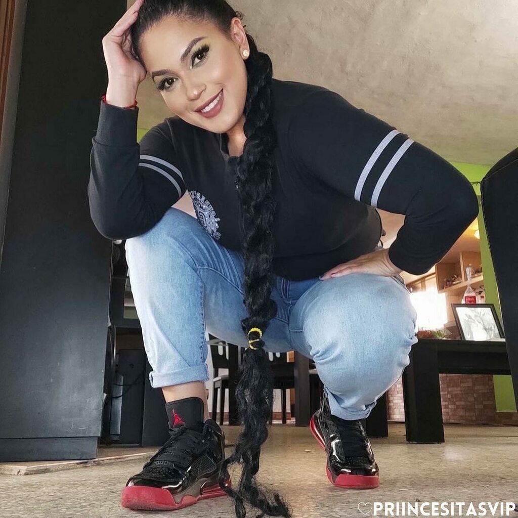 PriincesitasVIP's tweet photo. Ella es mi niña.- 😍 ➡️ @diurkaryshernandez 
.
.
.
.
.
Publicamos las mujeres más lindas síguenos @PriincesitasVip
#Chicas #Mujeres #Bellas #Sexis #Hot #Divinas #Unicas #Bellezas #Latinas #BellezasLatinas #PriincesitasVip #SexisLatinas #Sexys #Linduras… https://t.co/5Lf6Q31Byu https://t.co/TP8ssx0LQU