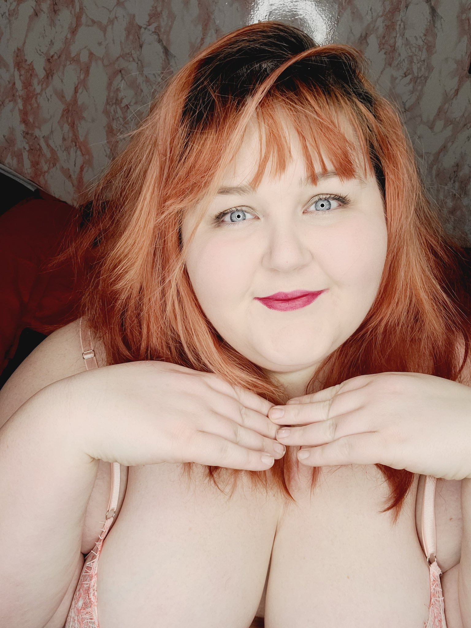 ❤The weather is keeping us inside..❤ ❤Guess you have no excuse to not go sub to my OF today ❤ 💙I'll keep you occupied baby 💙 https://t.co/PisWnZKhbN