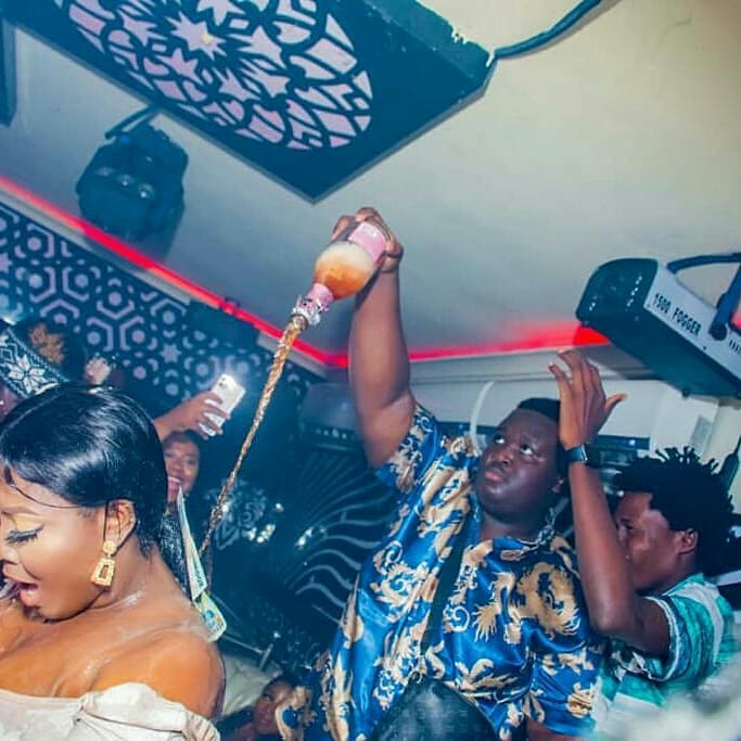 iruo_frent's tweet image. SOKLounge..
#WeekEndSOKExperience.... 
#WePartyHard
#WeOwnNightLife
We leave you with  memories to cherish..
Come experience SOKLounge
99 Woji Road GRA Portharcourt
@ajuicygeorge @Mr_alayi @TheRadioLioness @Therealblondiva @full____option @Itsfoxy_jenny @itsjanederry @CirocNGR