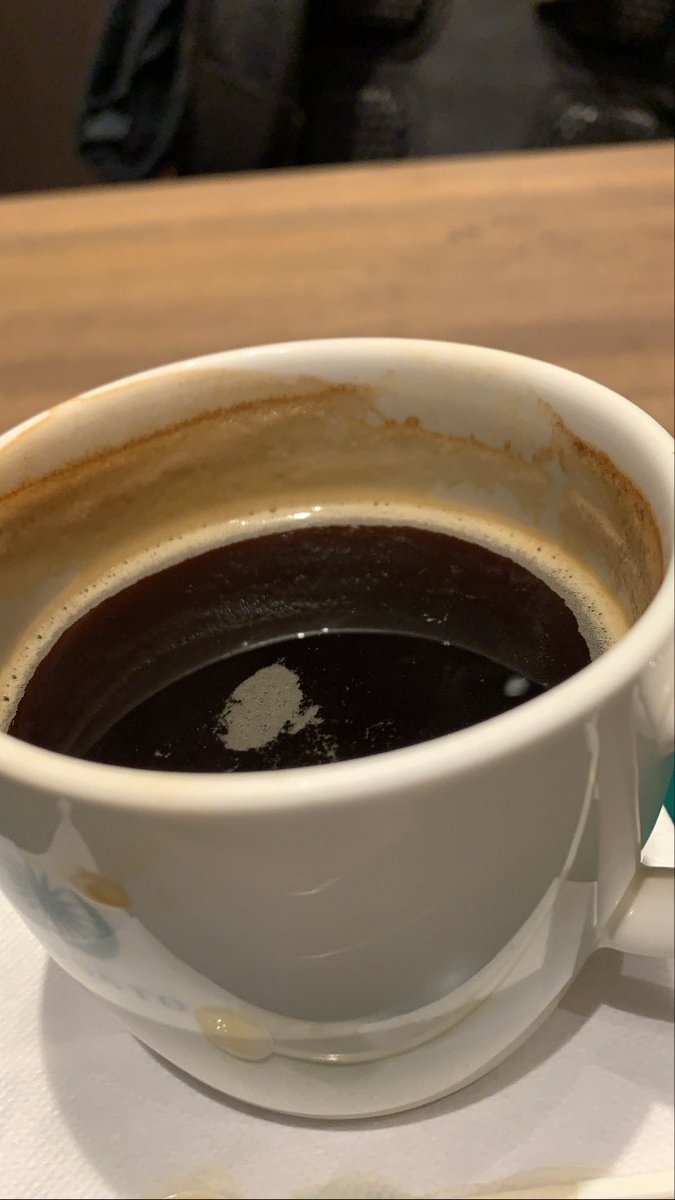 MJnaoki's tweet photo. 仕事前の束の間の休憩☕️
この時間がとても好きなんです、、。（10分くらいしか時間ないけど） https://t.co/uB8s5imDoe